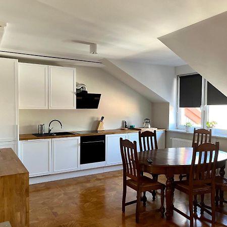 Apartament Batorego สเกียร์เนียวิตเซ ภายนอก รูปภาพ