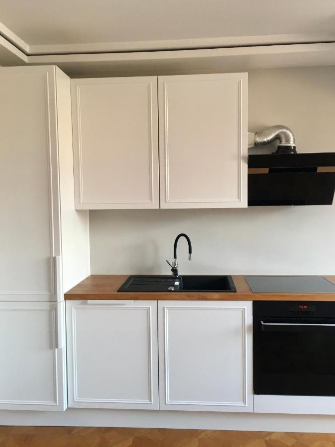 Apartament Batorego สเกียร์เนียวิตเซ ภายนอก รูปภาพ